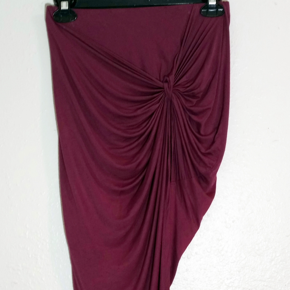 Asymmetrical skirt